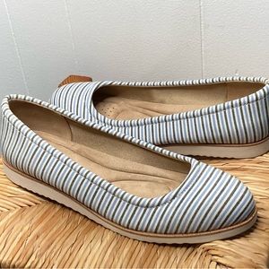 Abella Blue grey and white striped cavas flats size 11M like new!!!